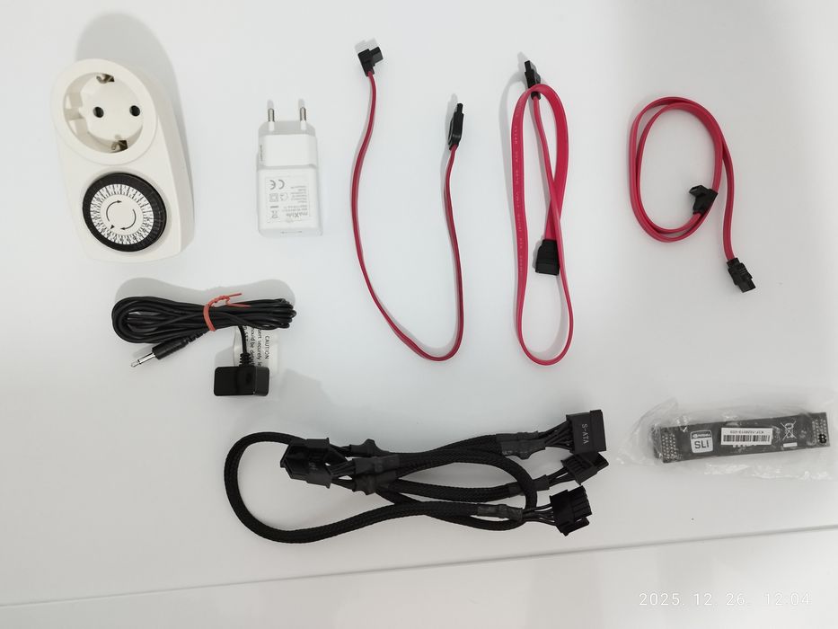 Vând componente Pc , Etc.Toate împreunā 40 ron