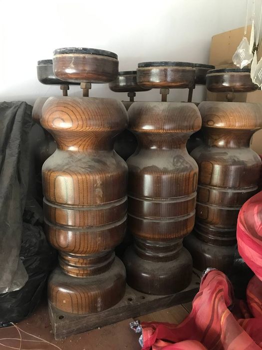 Бильярдный стол сотилади.