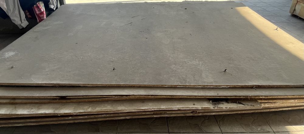 Продам ДСП в хорошем состоянии