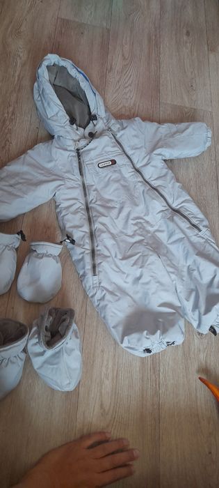 Продам зимний детский комбез