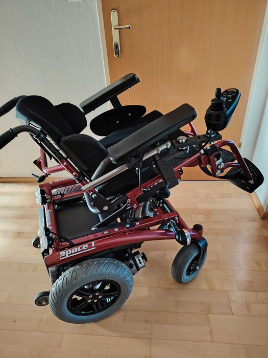 Scaun electric pentru persoane cu dezabiltati