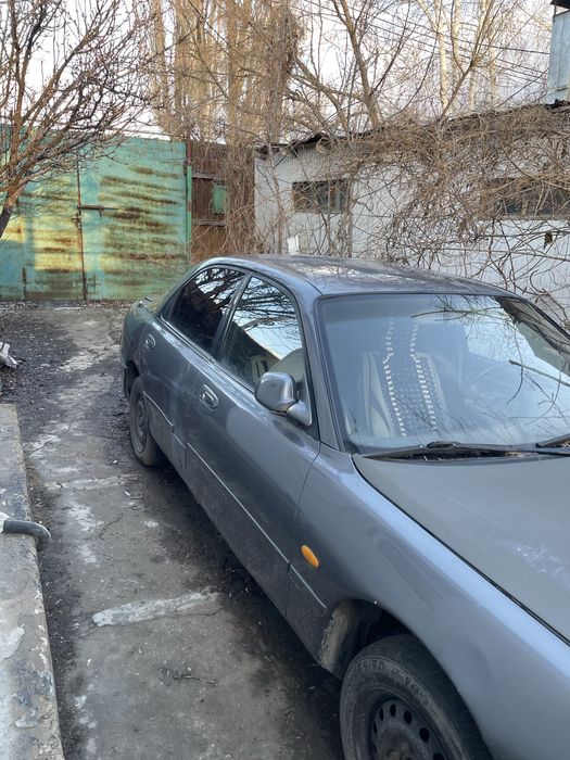 Mazda cronos 96года на запчасть