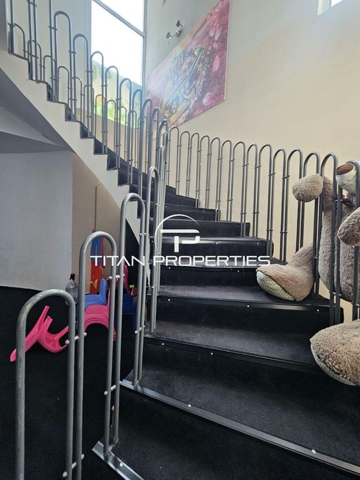 Дава се под наем Заведение в Бургас, Зорница - 200 кв.м за 1020 € - Снимка #1