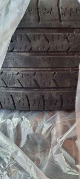 Продам шины 235/60/18 летние