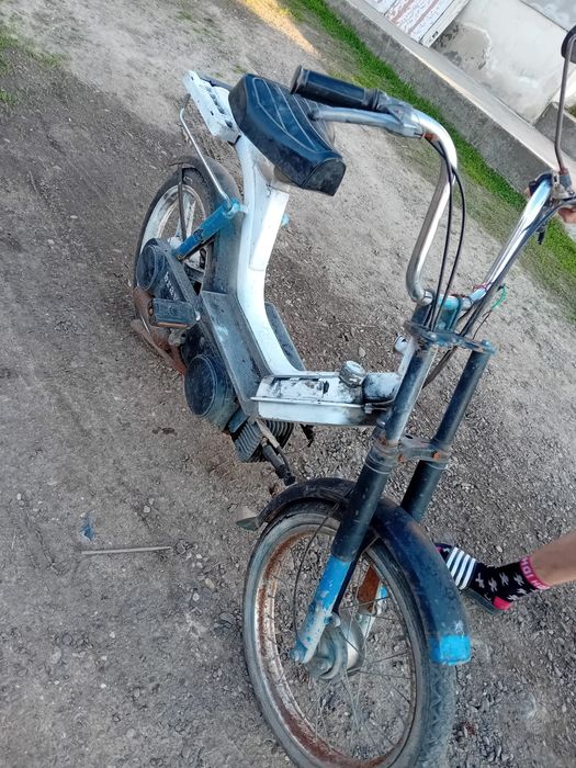 Moped Piaggio bravo 49cc DEFECT PREȚ 550 neg.