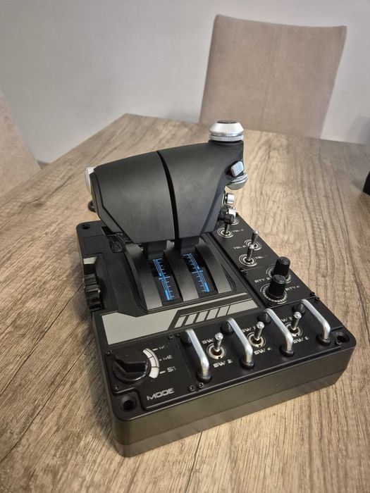 Joystick Logitech Saitek Pro Flight X56 H.O.T.A.S., negru, 18,5x22,5x26,6cm + THRUSTMASTER T.Flight Rudder Pedal (set complet)