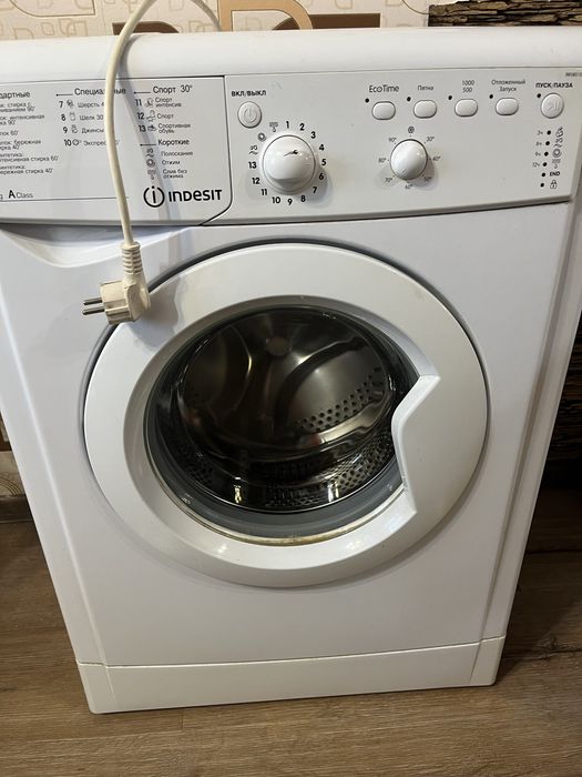 Стиральная машинка Indesit
