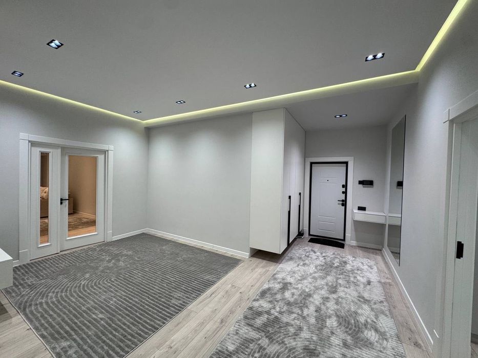 N-One Продается 3 комнатная квартира ремонт Piramit Tower