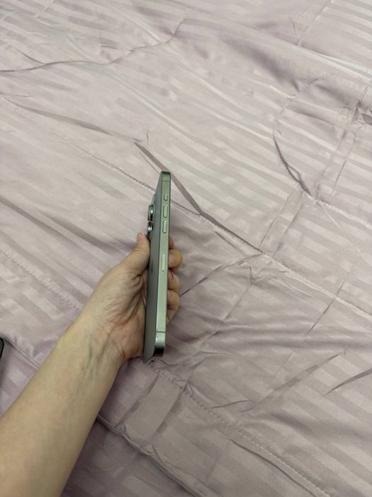 Продается iPhone 15 Pro Max 256GB