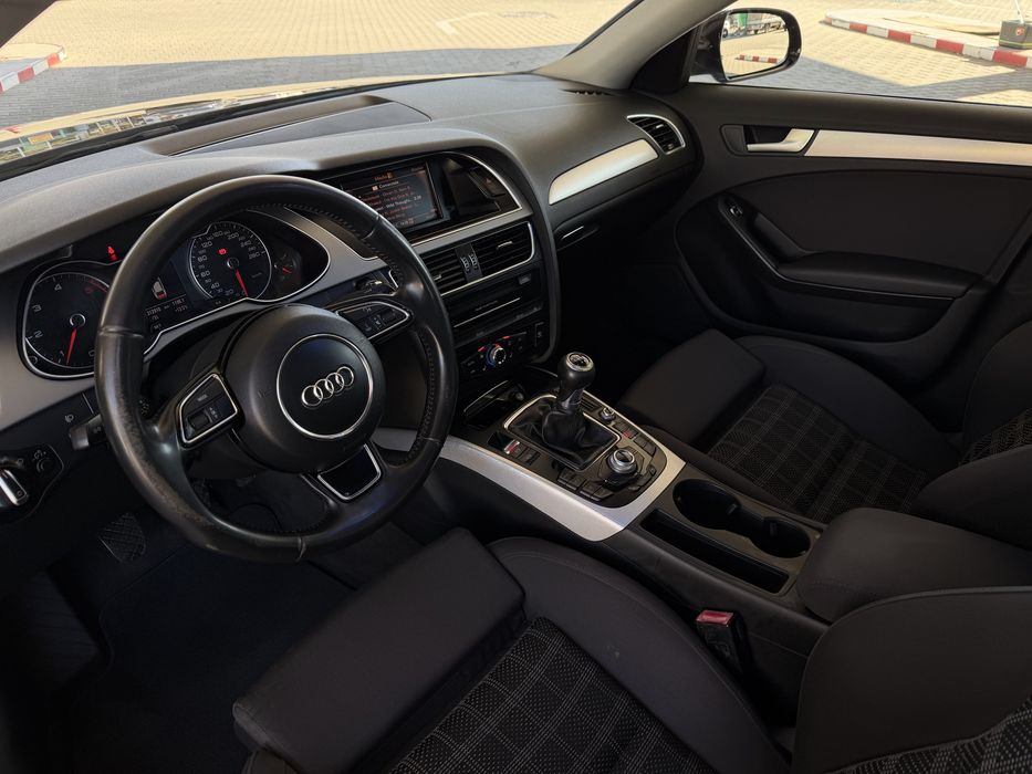 AUDI A4 2012 — imagine 5