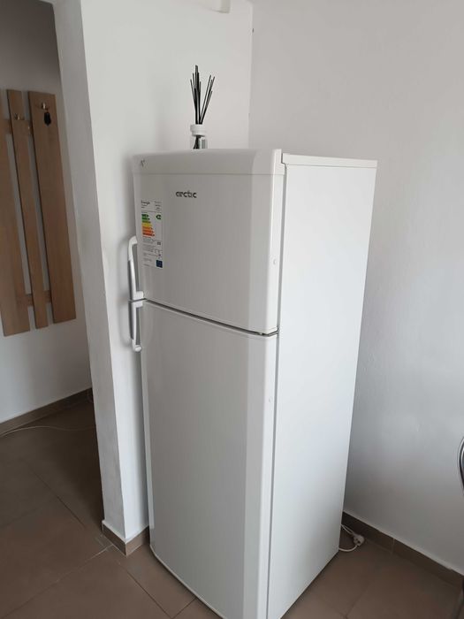 Inchiriez apartament cu 2 camere in Caransebes, str. Libertatii