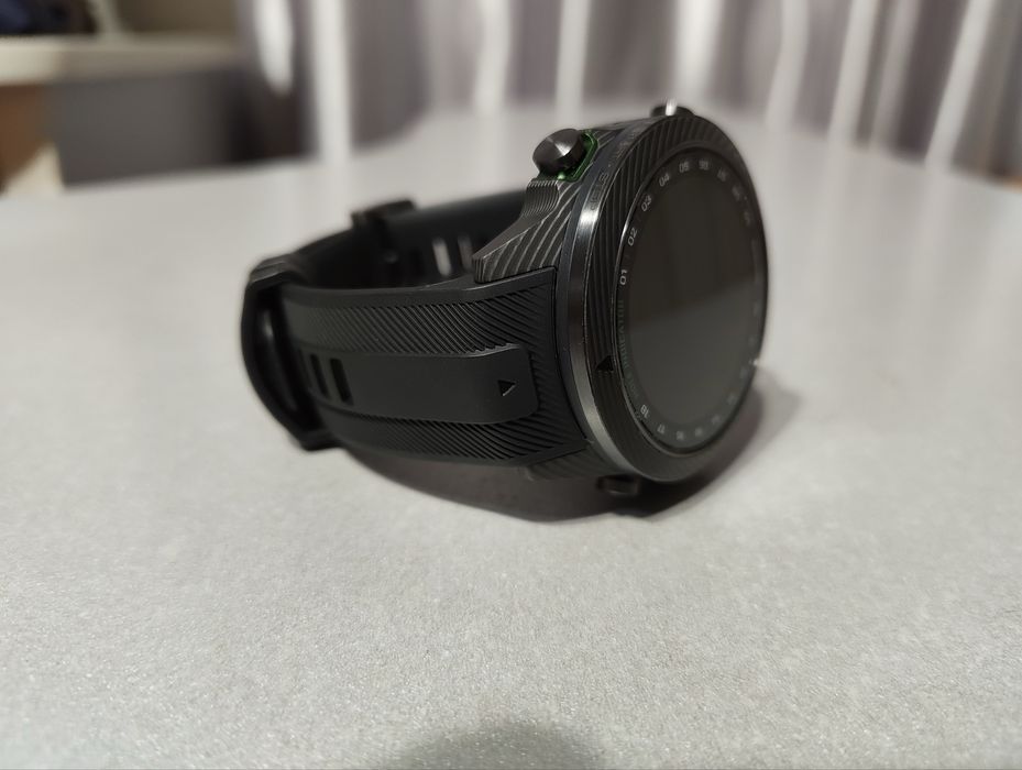 Смарт-часы Garmin MARQ Golfer Gen 2 Carbon Edition