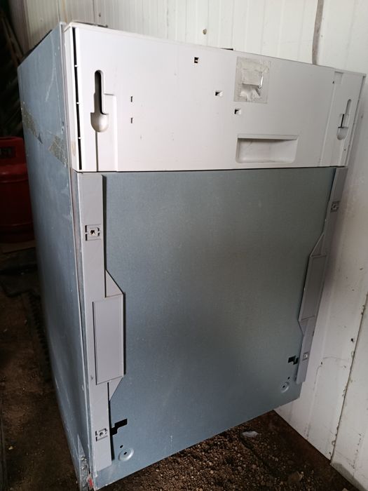 Посудомоечная машина продам