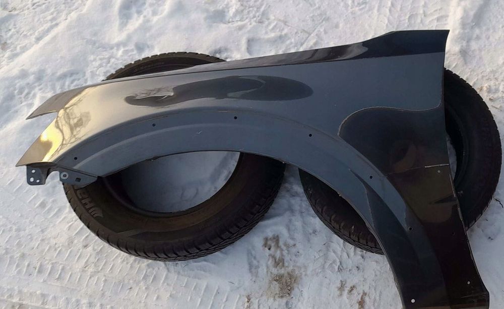 Крыло на Pajero 4