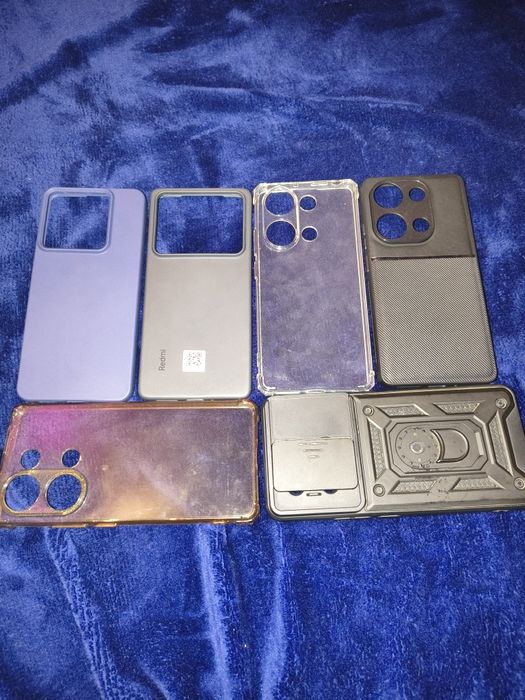 Vând huse pentru telefon Redmi note 13 pro