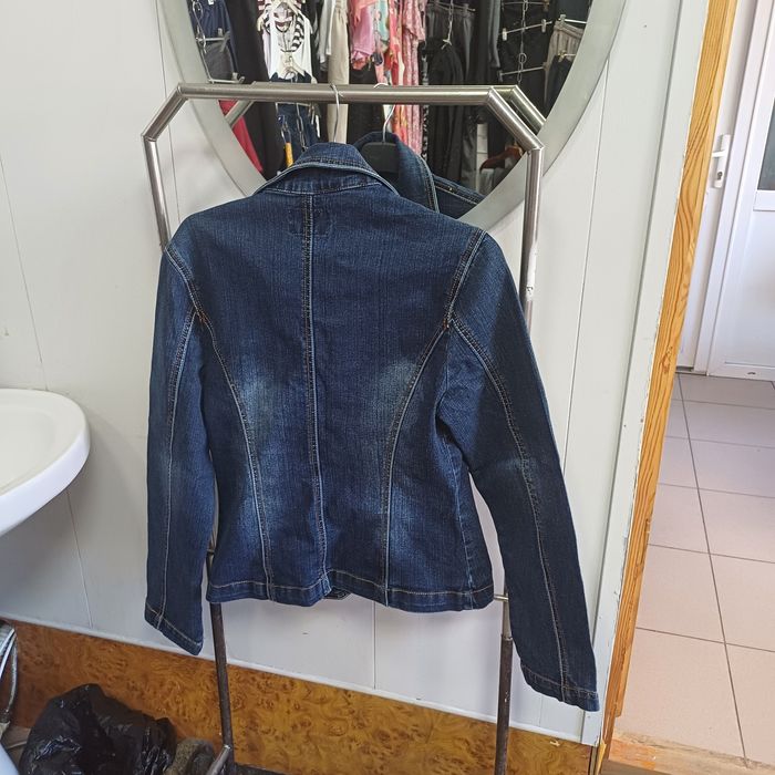 Продам, джинсовые куртки