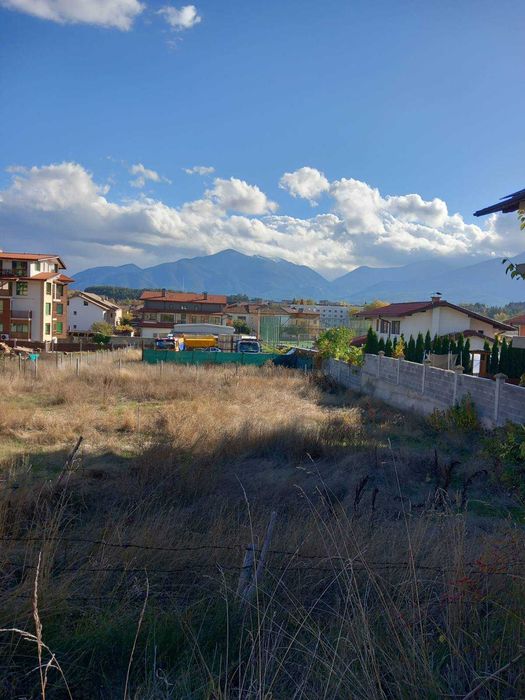 Продавам парцел в Разлог