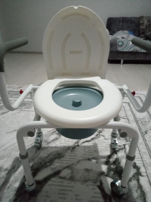 Продам туалет каталку