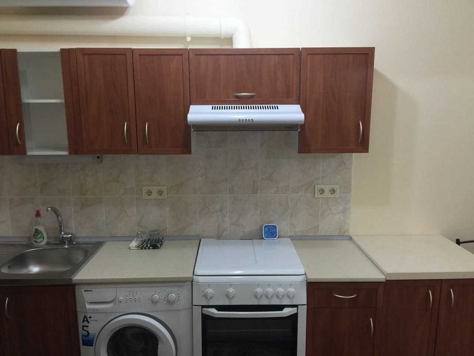 Дава се под наем Двустаен апартамент в Пловдив, Център - 75 кв.м за 350 € - Снимка #1