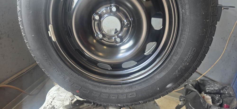 Rezerva Dacia Duster 5x114,3 / 215 65 R16 Continetal