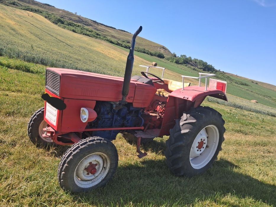 Vand tractor UTB 450