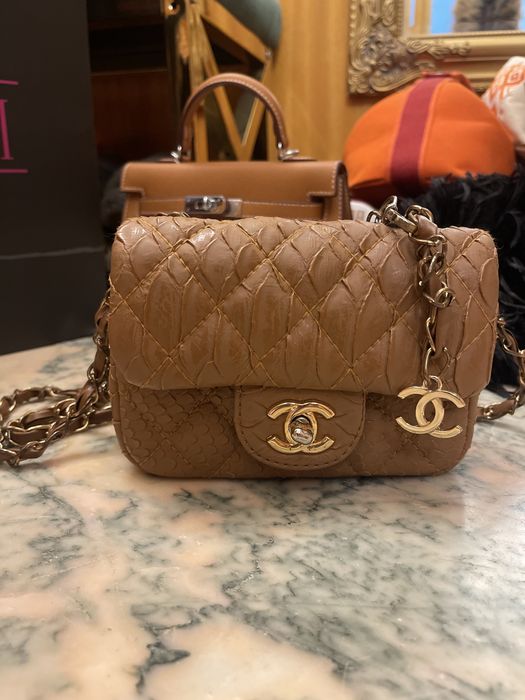 Малка чанта Chanel