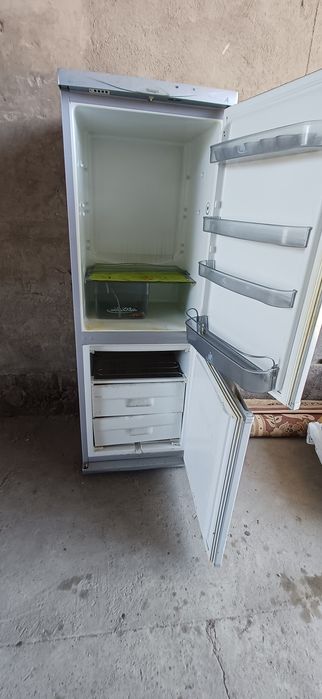 Продам  холодильник