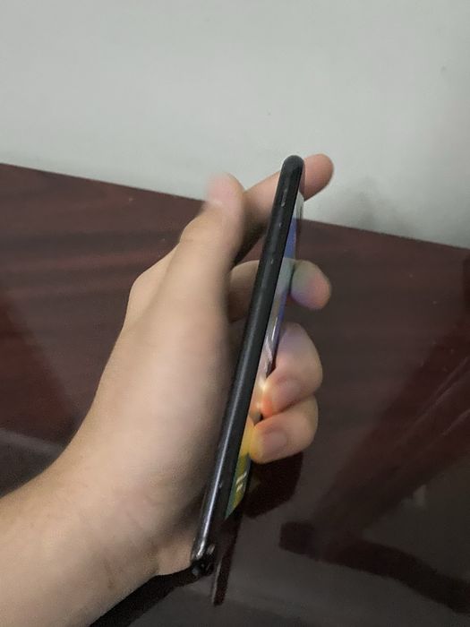 Срочно продаёться Iphone se