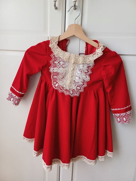 Rochie catifea fetita