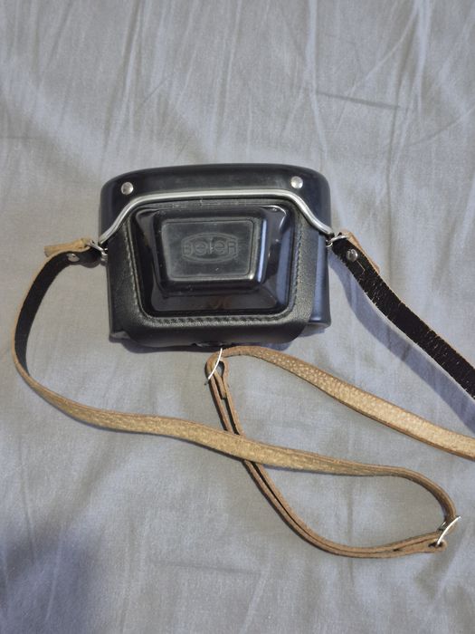 Vând aparat de fotografiat în stare destul de bună