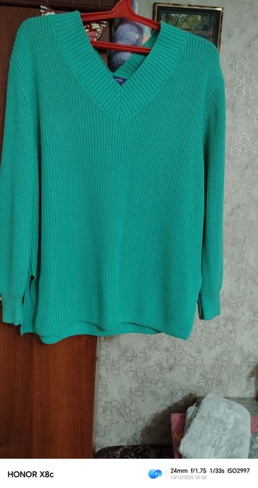 Продаю женские кофты в отличном состоянии