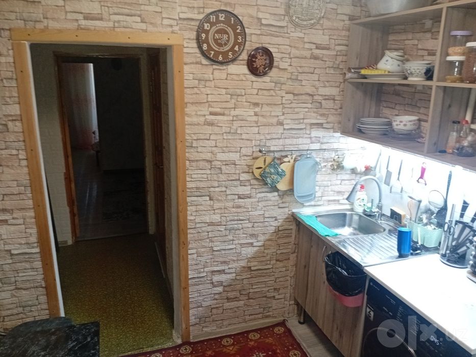 Продаётся  куйлюк 3-й массив галерейка