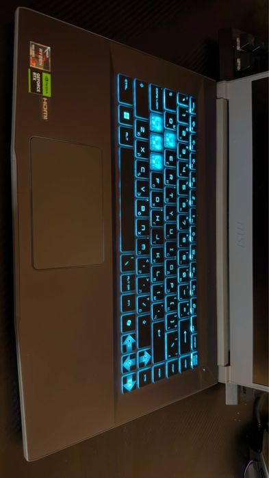 Лаптоп MSI Thin A15 B7VF