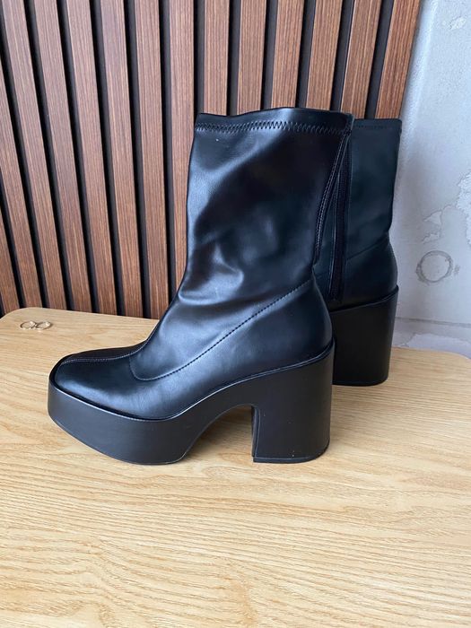 Дамски боти Zara