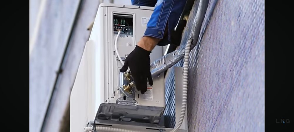 Установка кондиционера и чистка