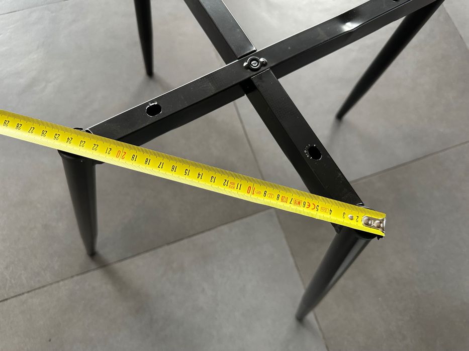 Метална основа за трапезен стол