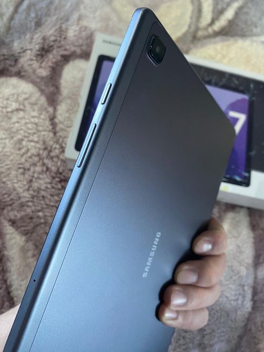 Планшет Samsung Tab A7