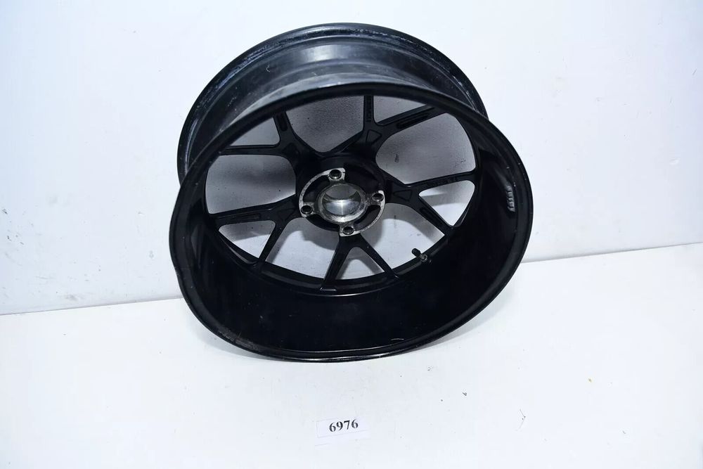 Jantă spate Ducati Panigale V4 2018-2020 îndoită , crăpată