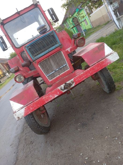 Tractor u 650....