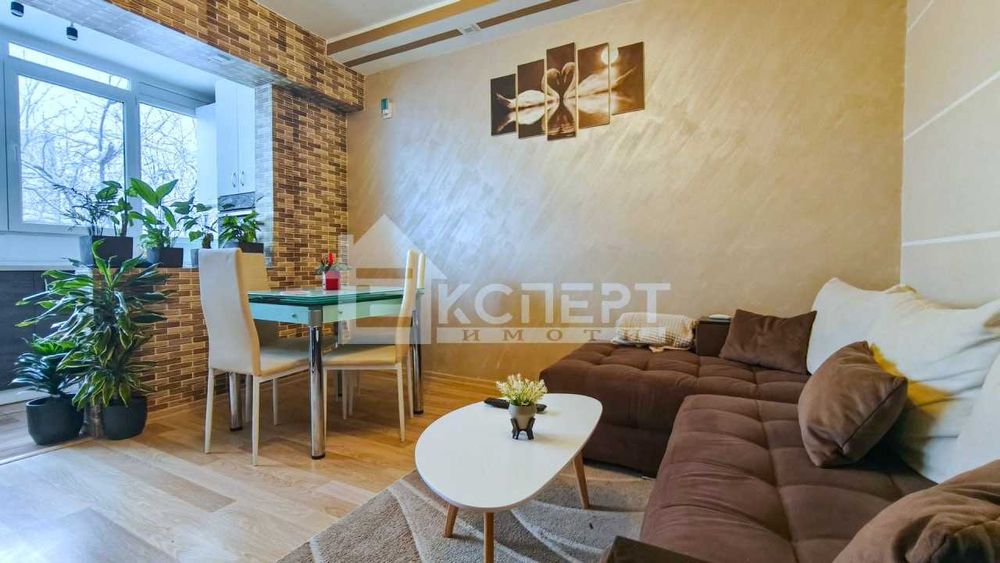 Продава се Тристаен апартамент в Пловдив, Кючук Париж - 86 кв.м за 1902 €/кв.м - Снимка #4
