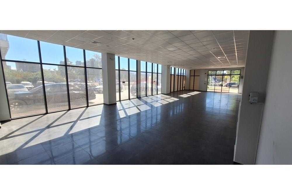 Дава се под наем Магазин в Пловдив, Тракия - 223 кв.м за 3755 € - Снимка #7