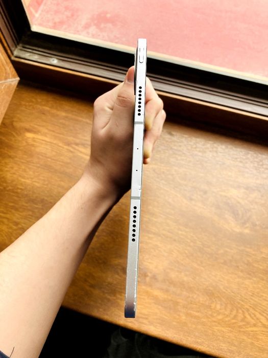 iPad pro 11 M2 Sim+Wi-Fi Sotladi