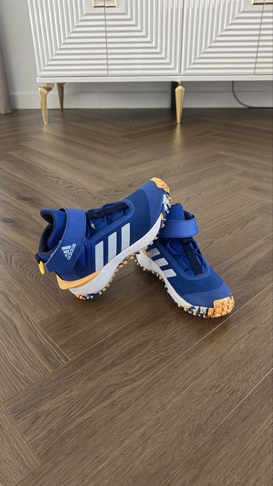 Обувь на мальчика Adidas