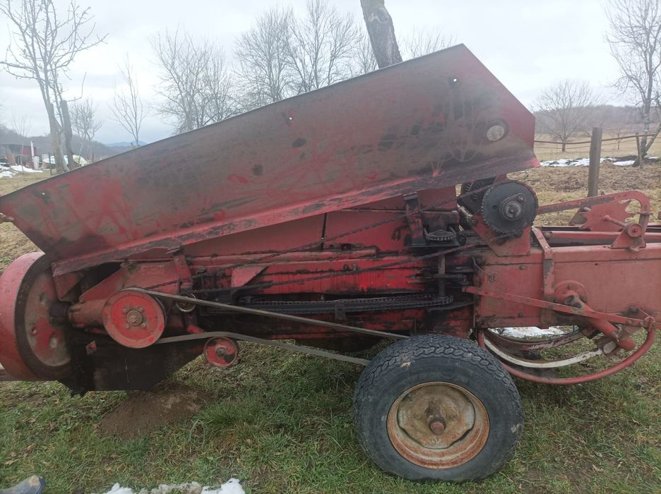 Presa balotat new holland