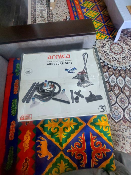 Пылесос моющий Arnica