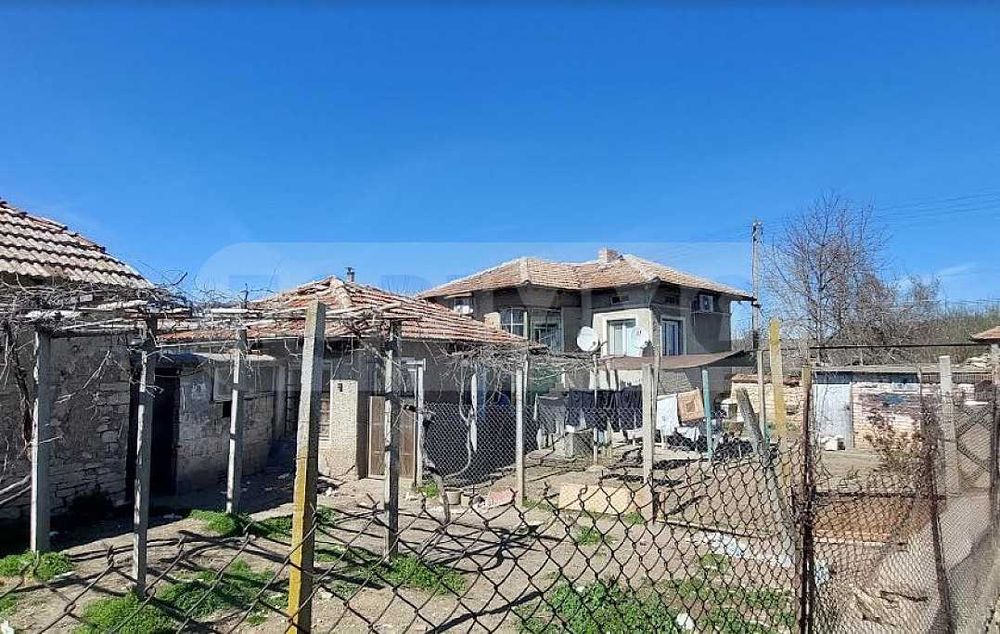 Къща в село Копривец