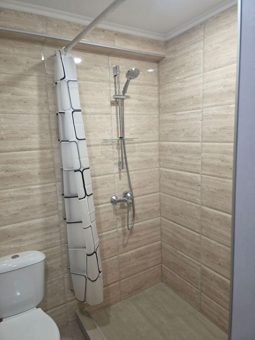 Дава се под наем Тристаен апартамент в Асеновград - 86 кв.м за 448.8 € - Снимка #10