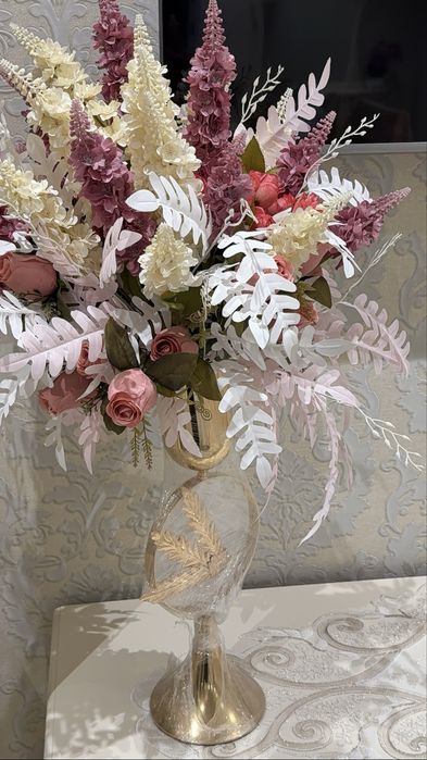 Искусственные цветы для дома