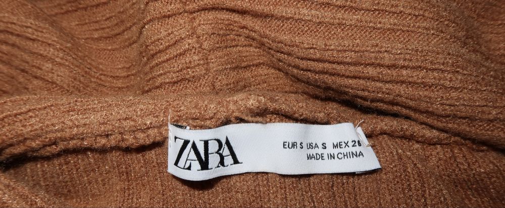 Дамски пуловер Zara размер уголемен - S/M