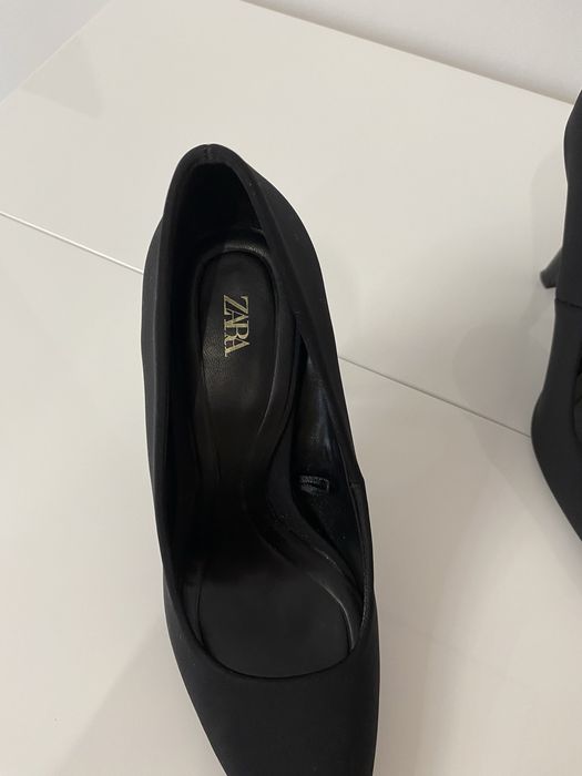 Продам туфли на девушку